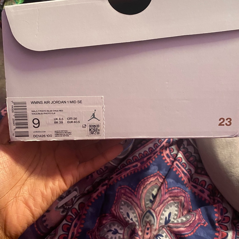 Air Jordan’s 1 - Picture 5 of 5
